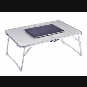 Foldable laptop table